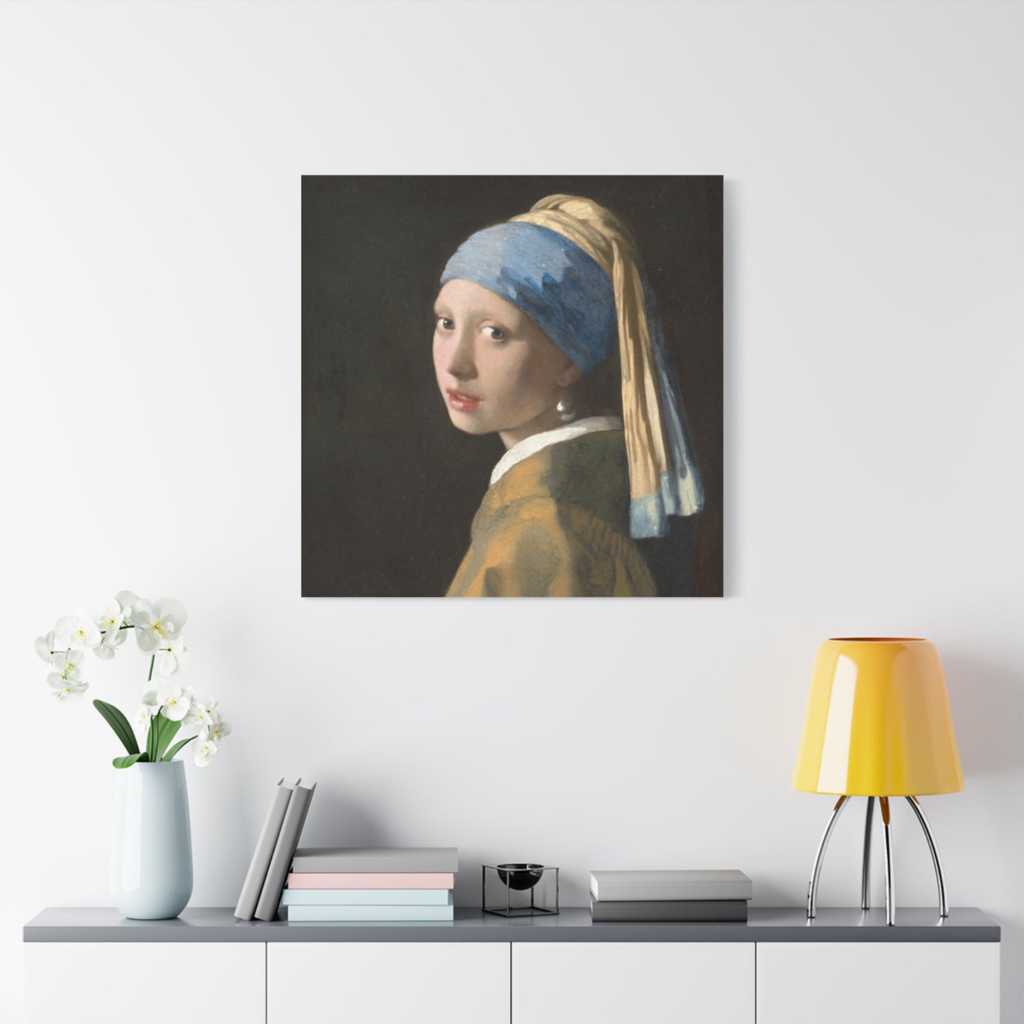 Girl with a Pearl Earring Canvas Print
