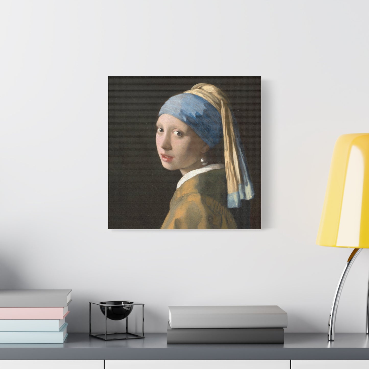Girl with a Pearl Earring Canvas Print