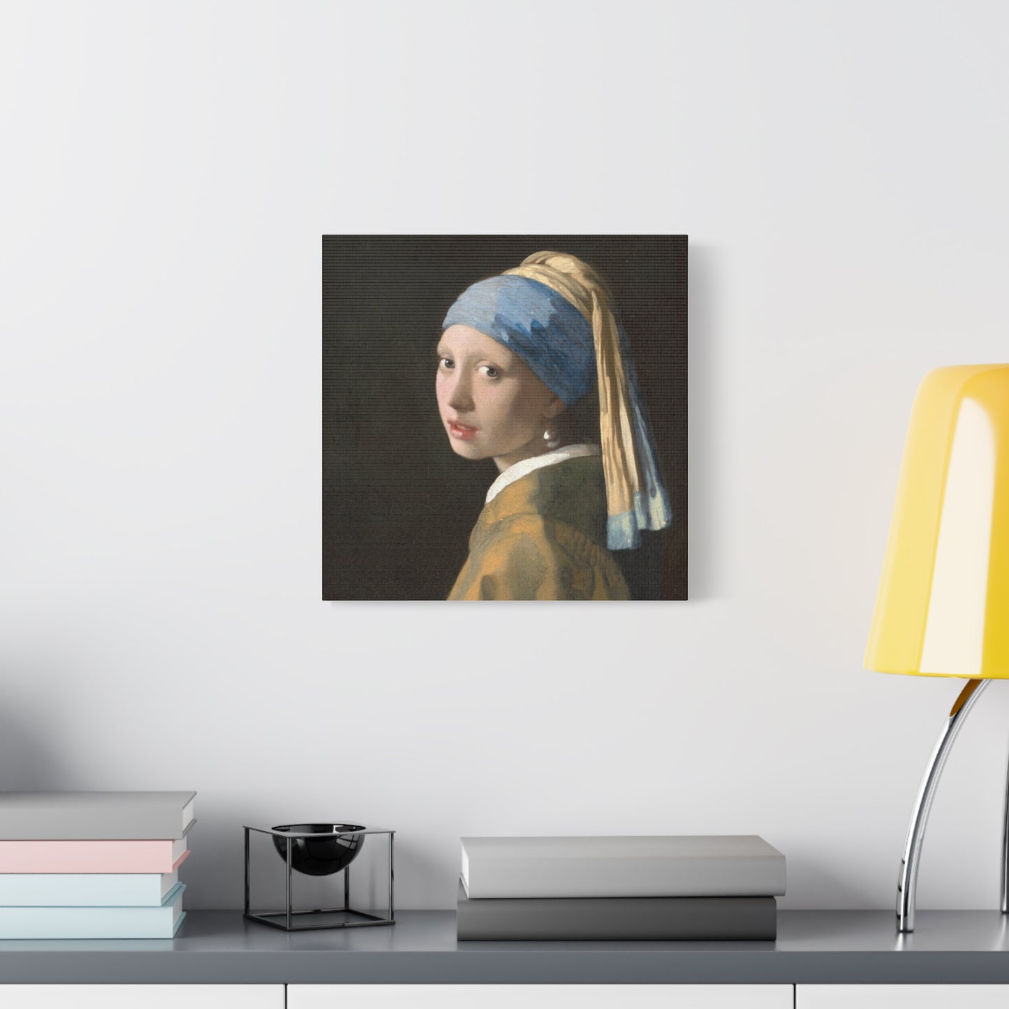 Girl with a Pearl Earring Canvas Print